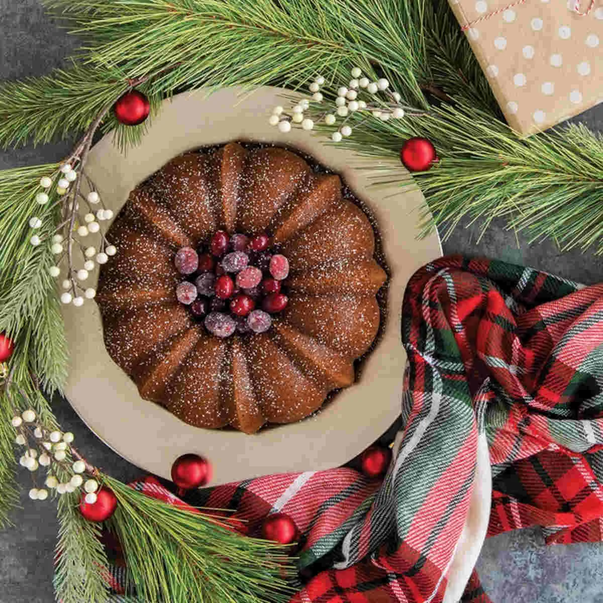 Nordic Ware 75th Anniversary Bundt Pan 27cm