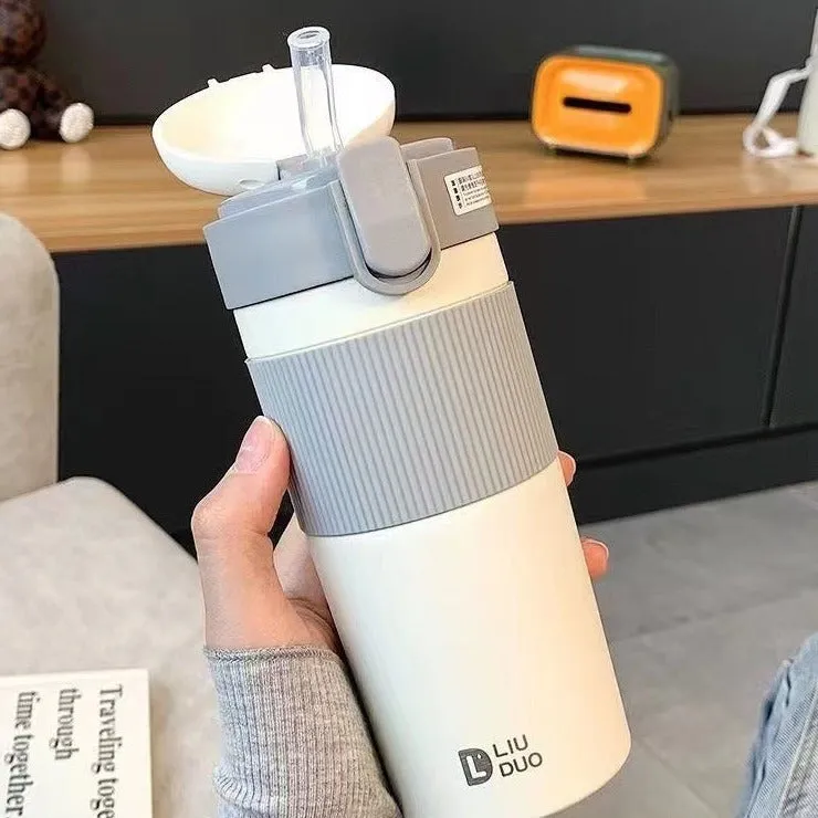 Simple solid color vacuum cup