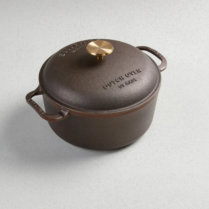 Smithey Ironware: 5.5 QT Dutch Oven